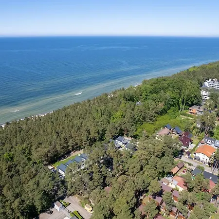 Semesterbostad Kotwica-pobierowo Bukowa 6 *